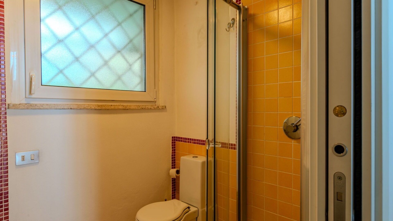 Photo of Bathroom in Ispra