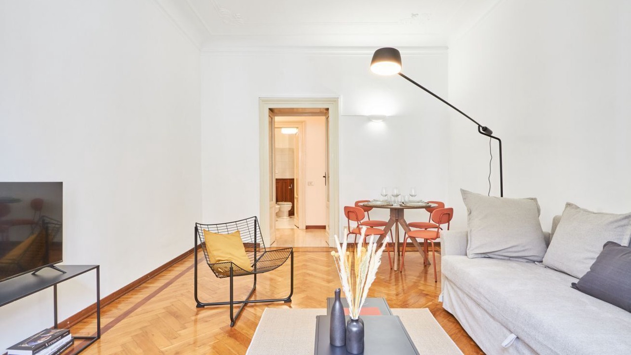 Photo of Livingroom in Magenta