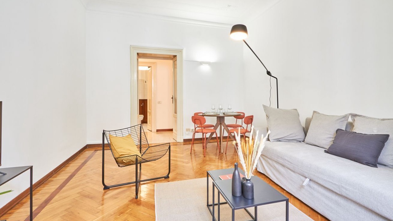 Photo of Livingroom in Magenta