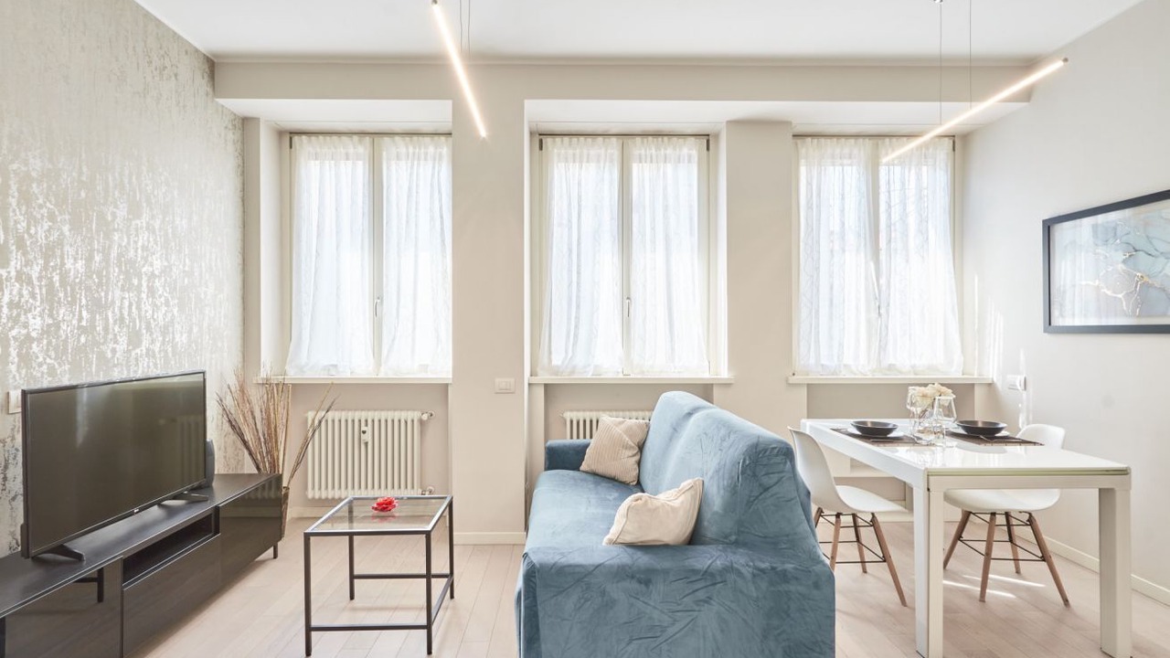Photo of Livingroom in Magenta