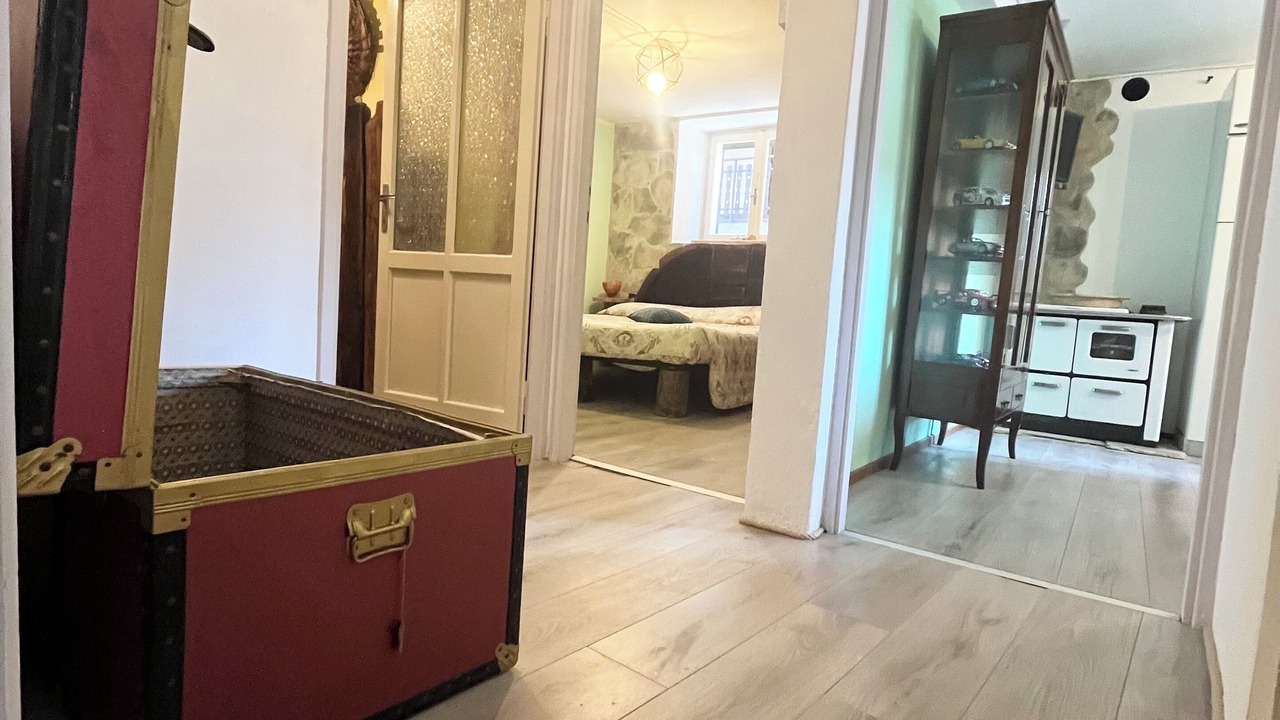 Photo of Bedroom in Berzo Demo