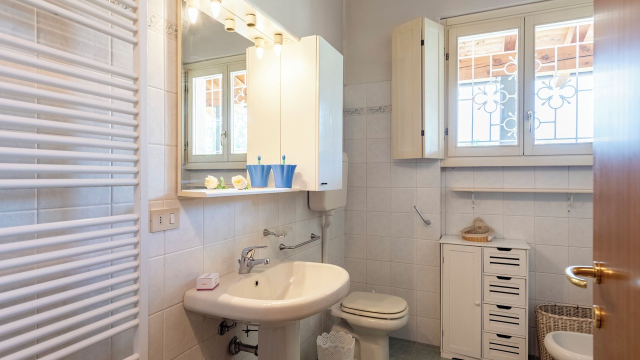 Photo of Bathroom in Cunettone-villa