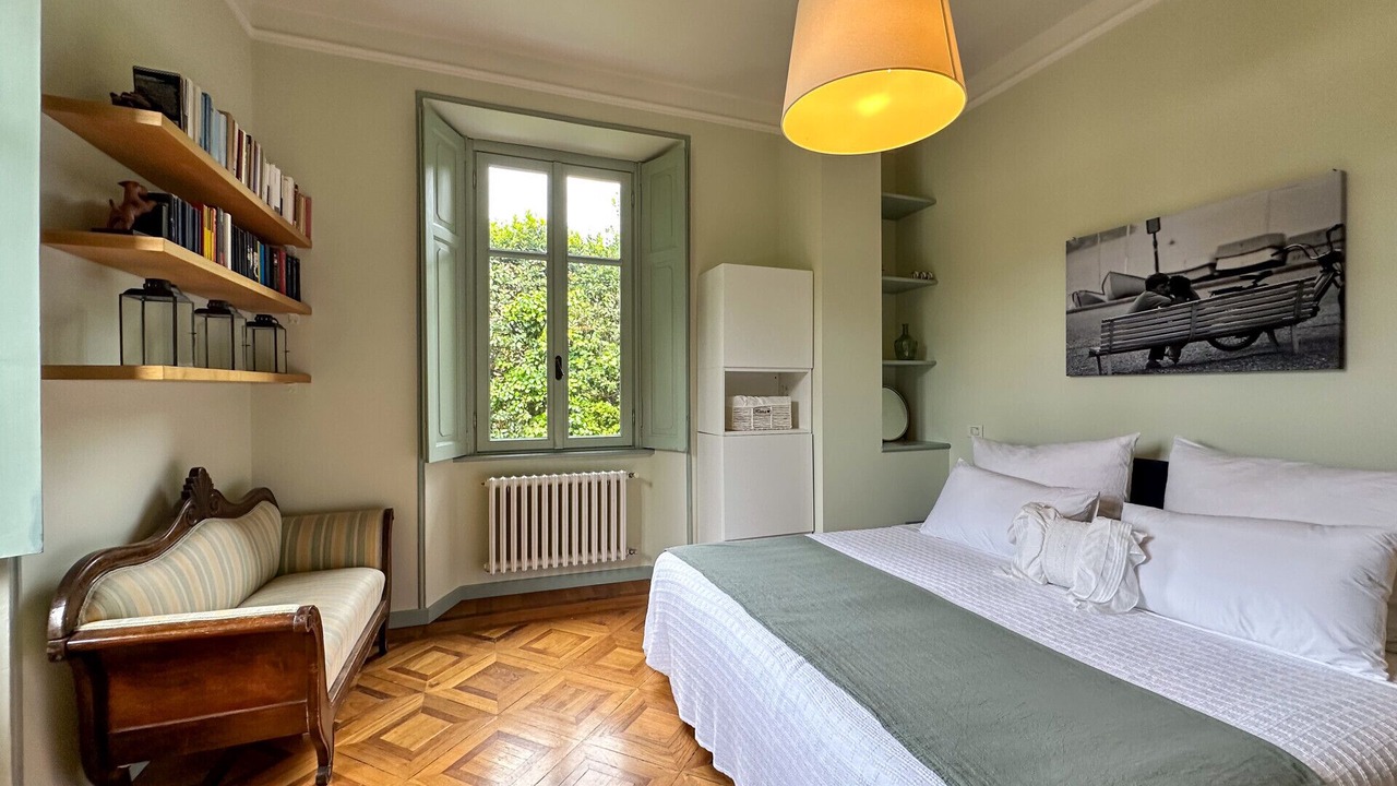 Photo of Bedroom in Cernobbio