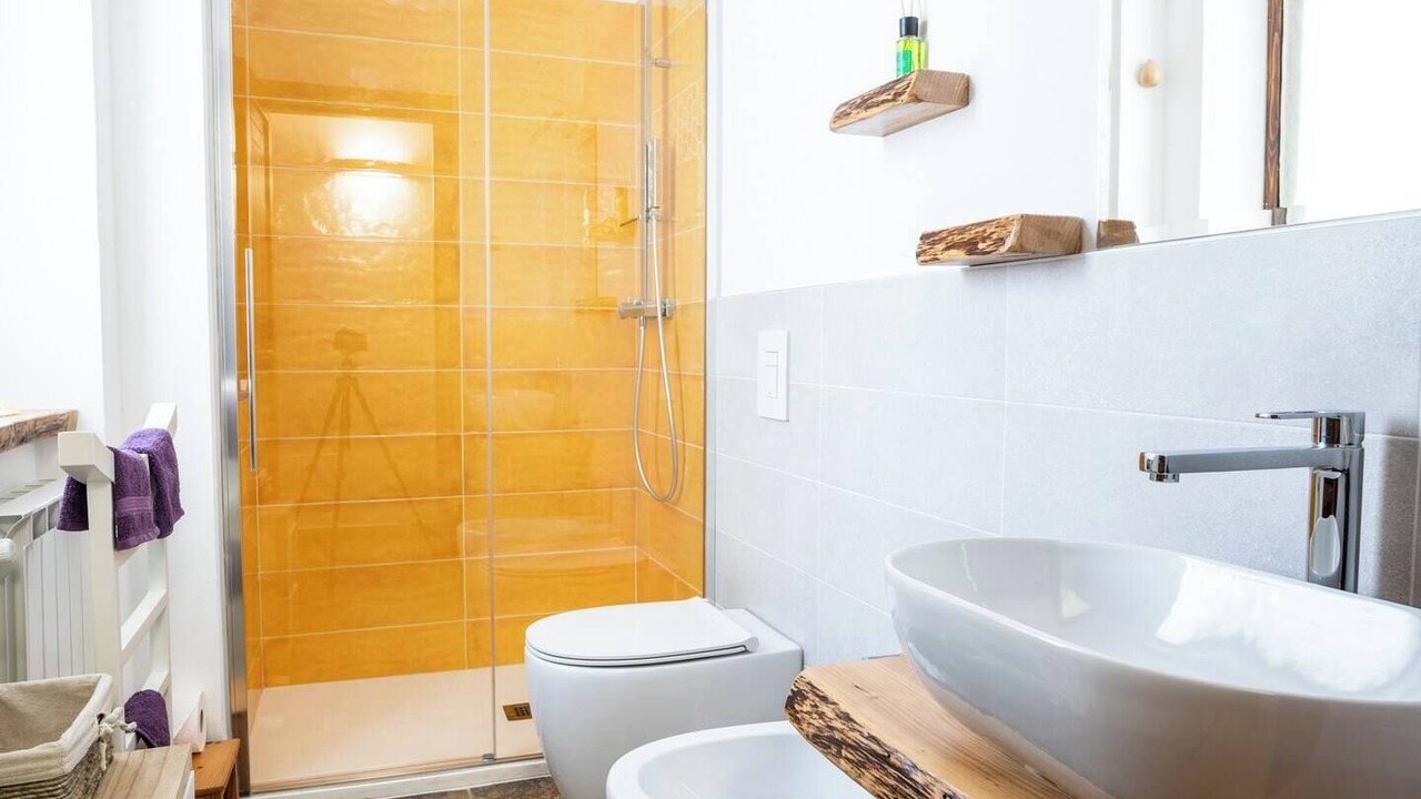 Photo of Bathroom in Vergiate