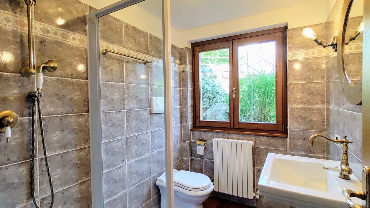 Photo of Bathroom in Carlazzo