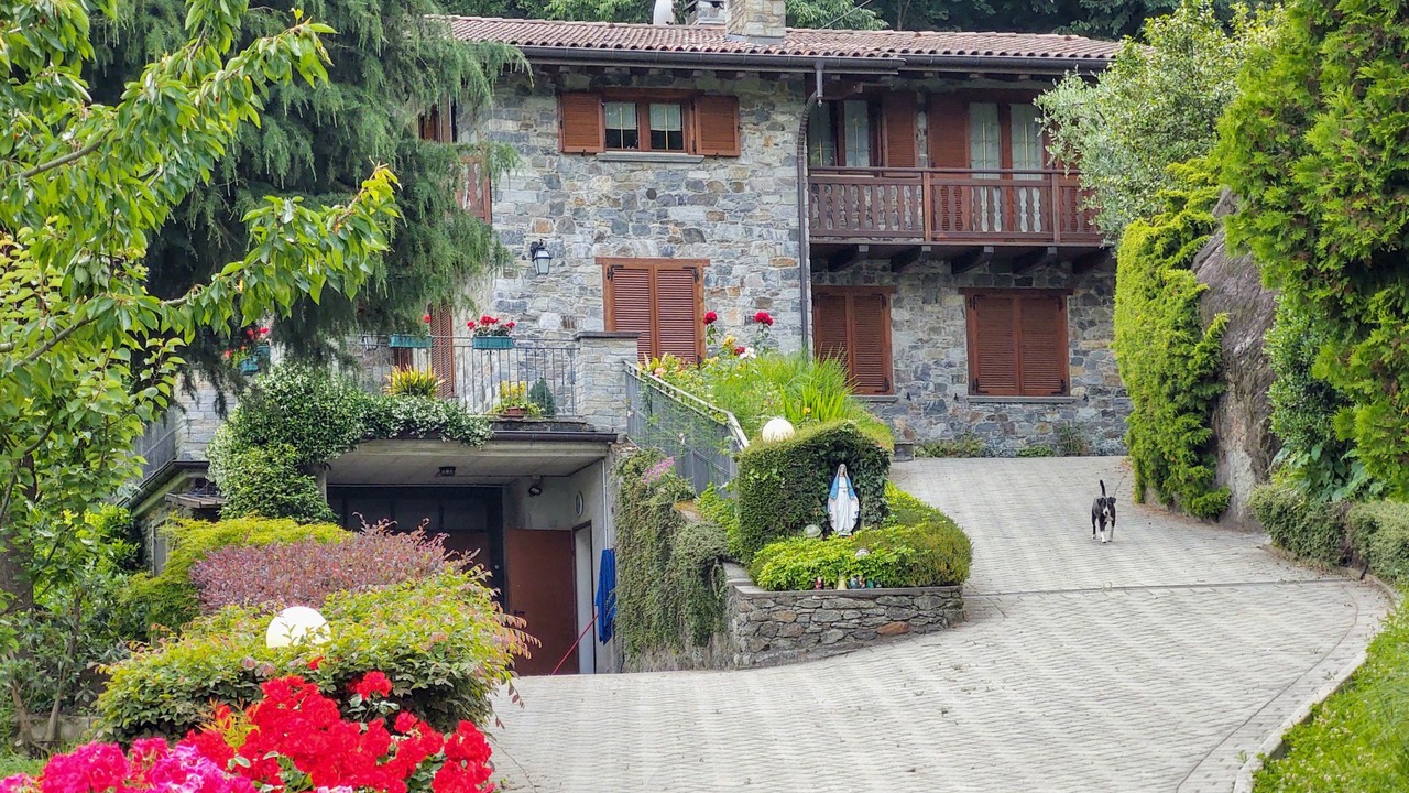 Photo of Others in Colico