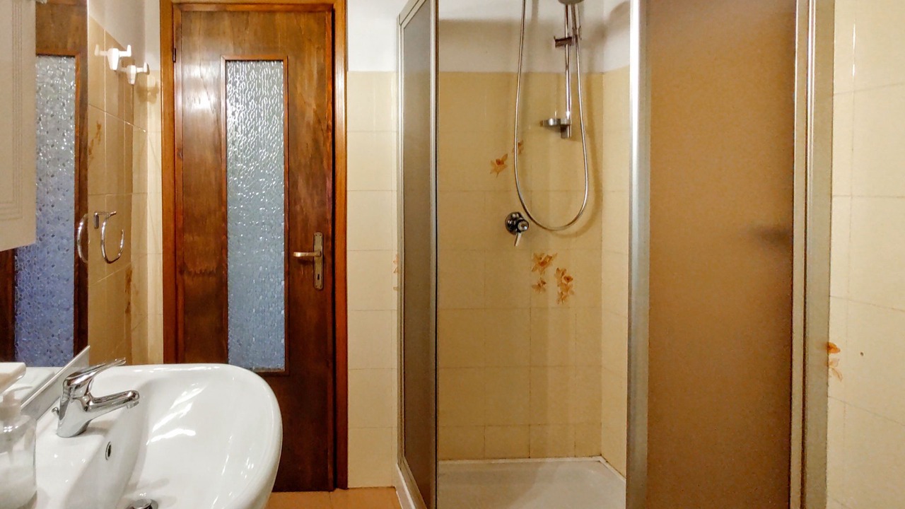 Photo of Bathroom in Dervio
