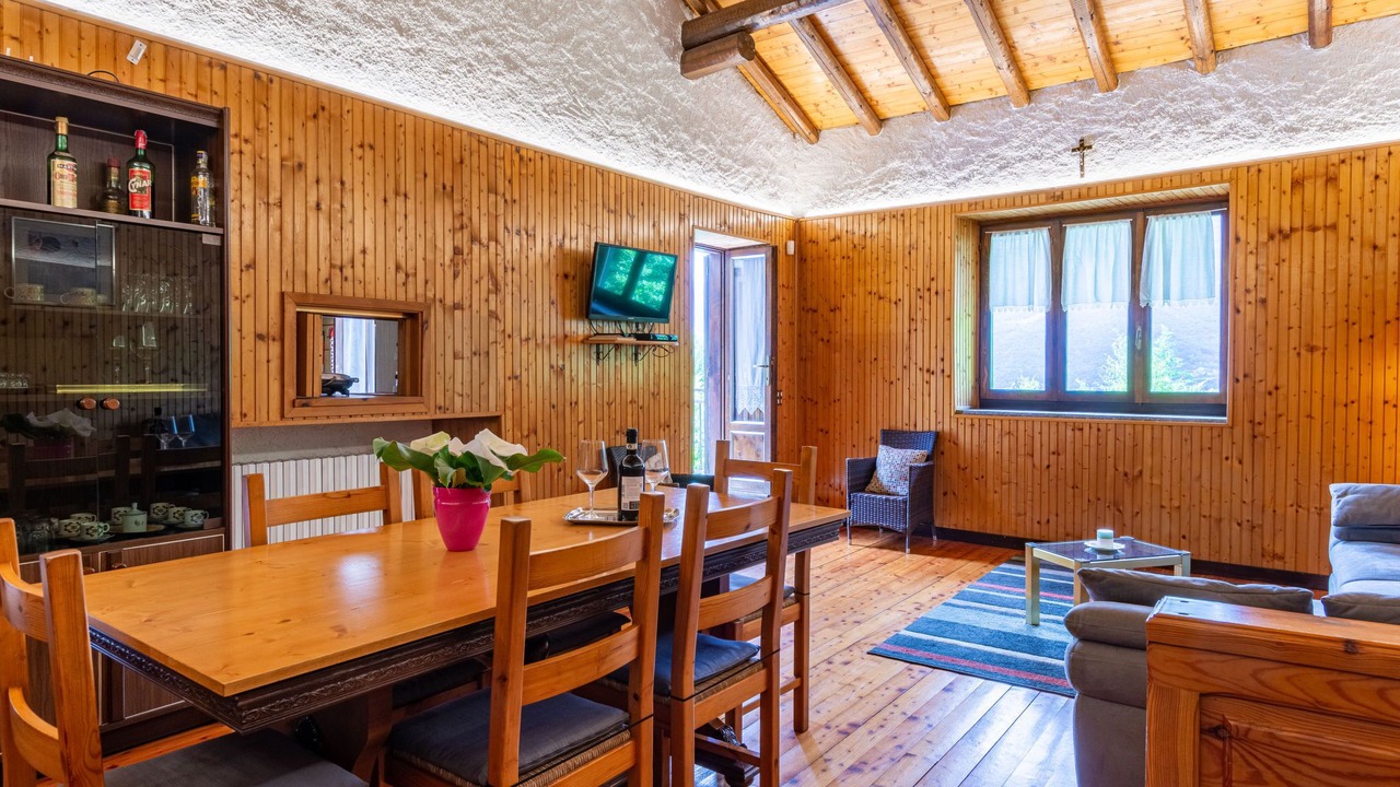 Photo of Livingroom in Dervio