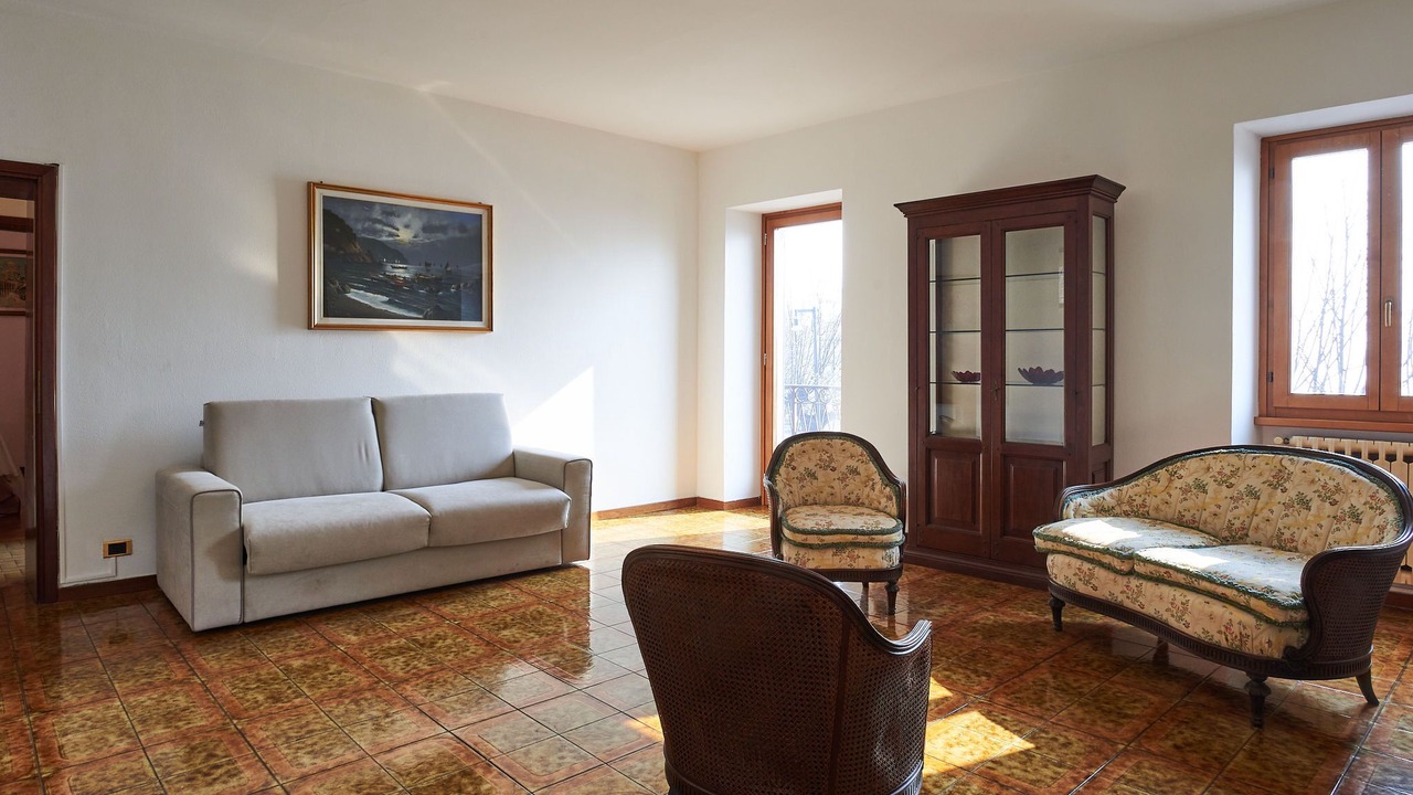 Photo of Livingroom in Dongo