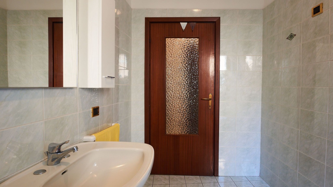 Photo of Bathroom in Dongo