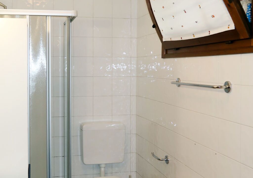 Photo of Bathroom in Dongo
