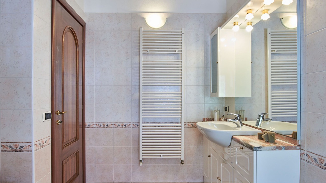 Photo of Bathroom in Dongo