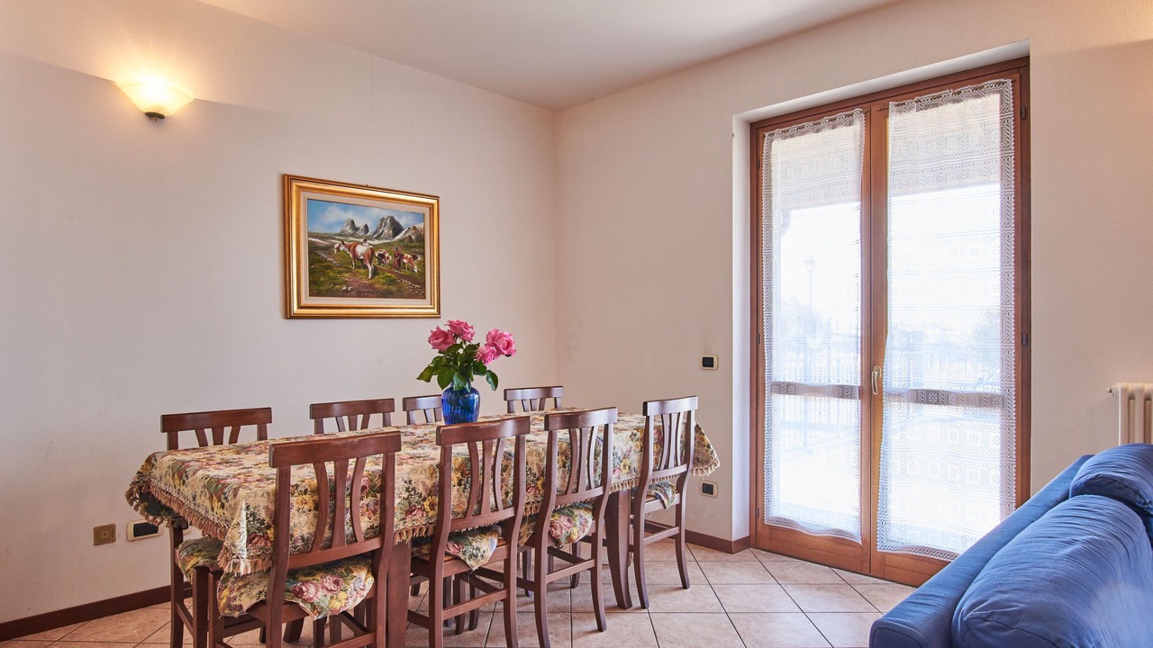 Photo of Bedroom in Dongo