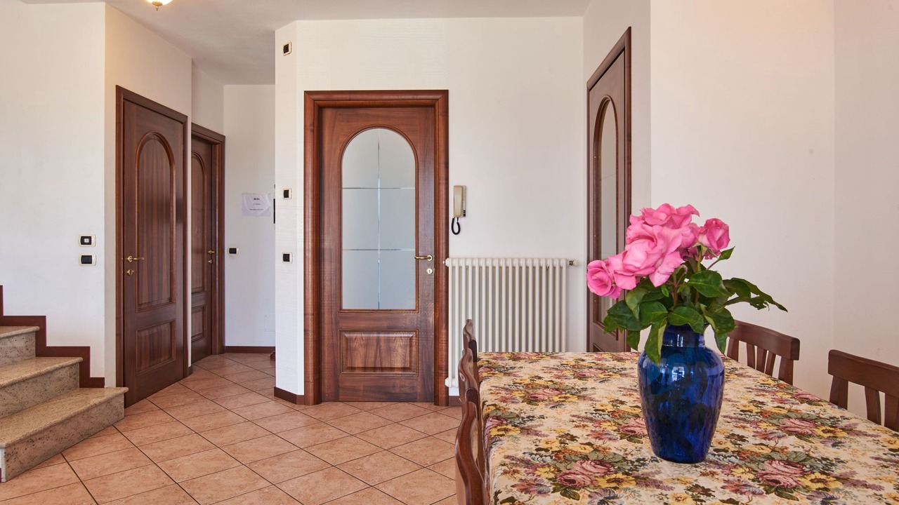 Photo of Bedroom in Dongo