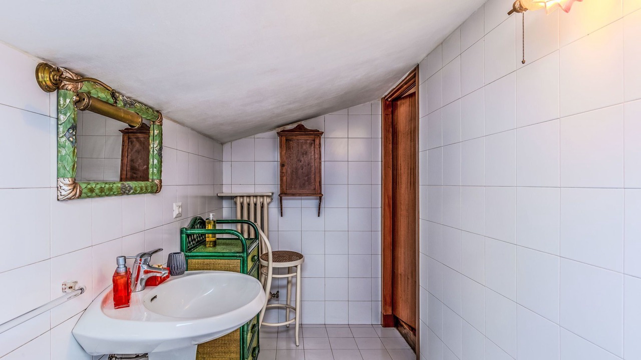Photo of Bathroom in Lisanza