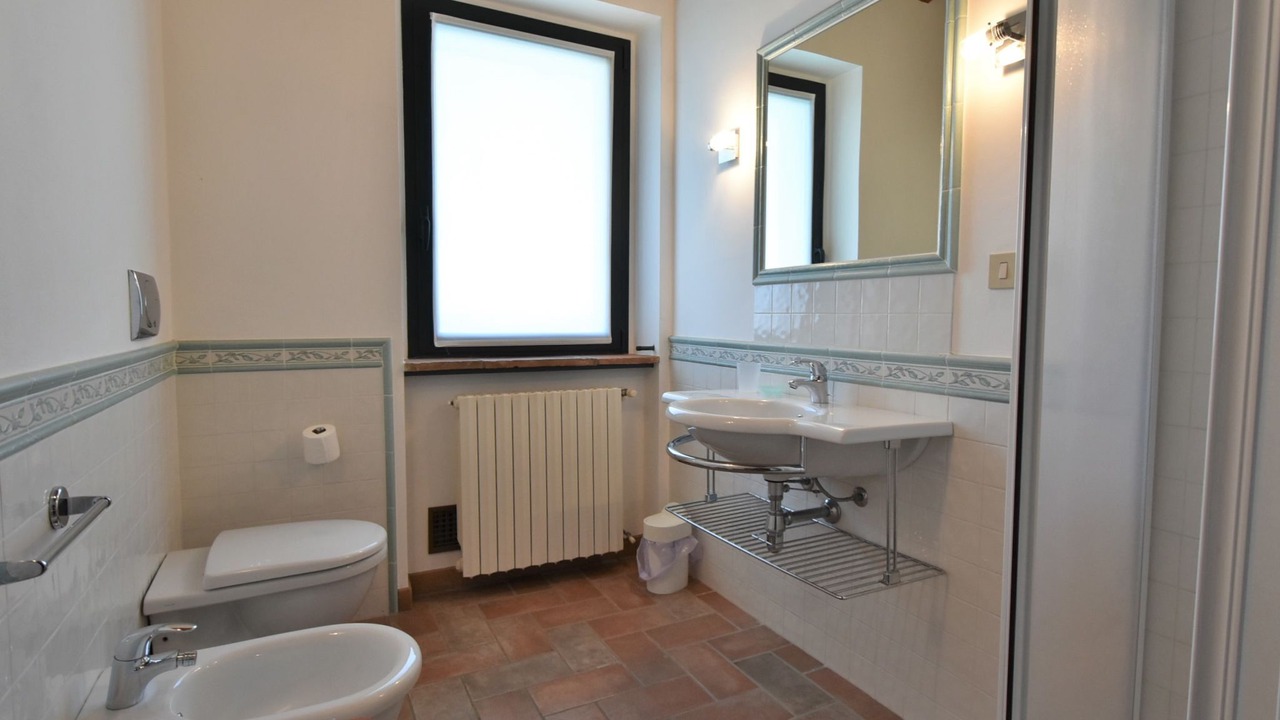 Photo of Bathroom in Castana