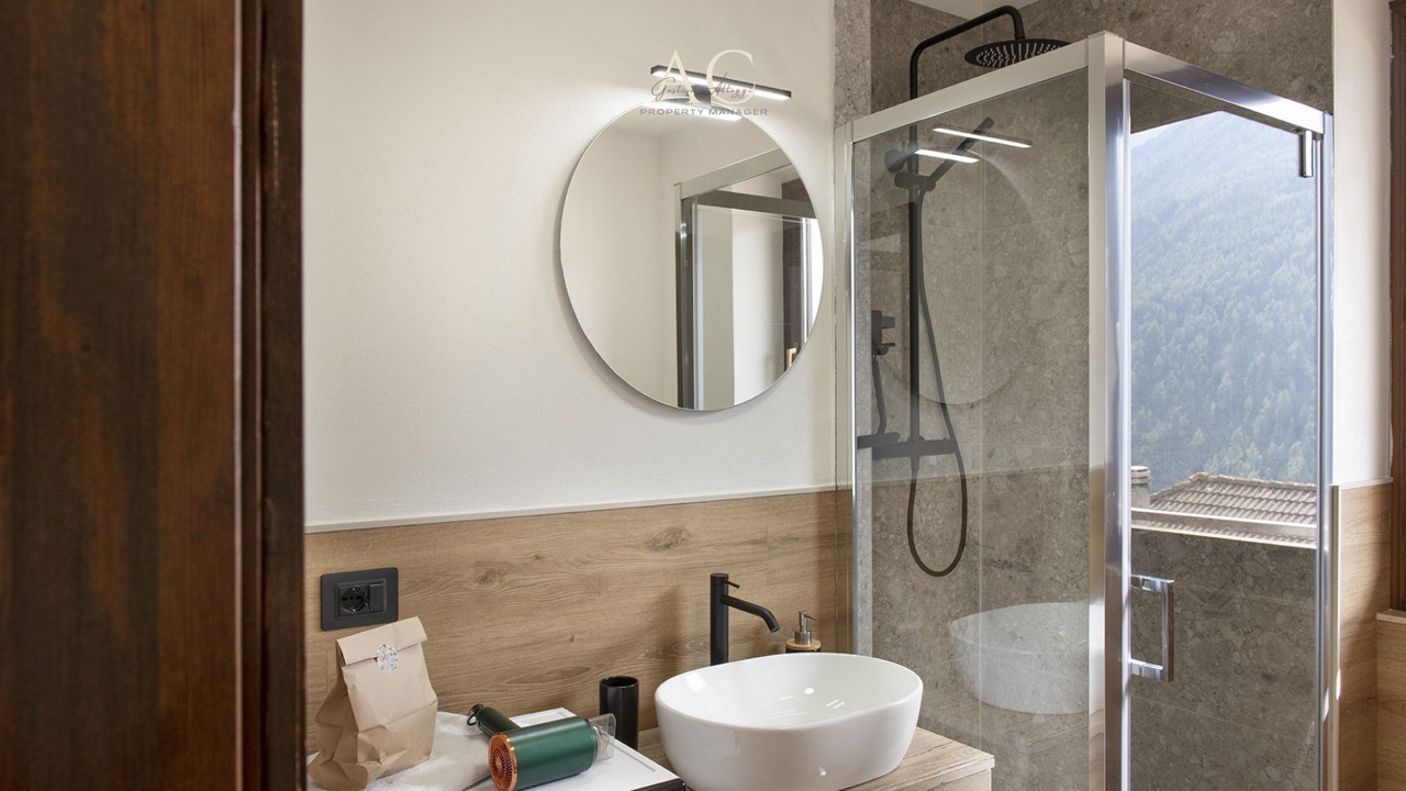 Photo of Bathroom in Vione