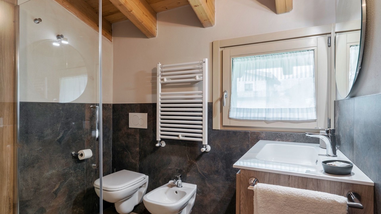 Photo of Bathroom in Vione