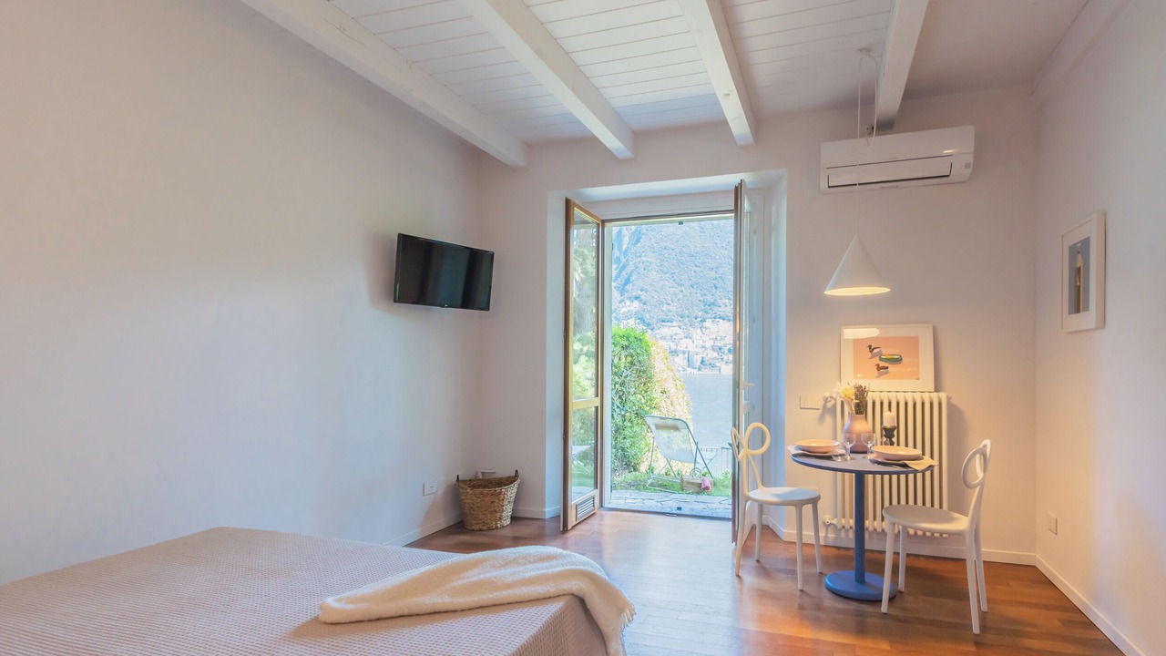Photo of Bedroom in Laglio