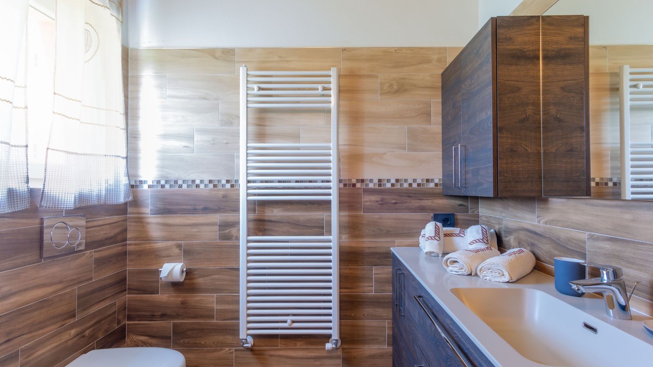 Photo of Bathroom in Colico Piano