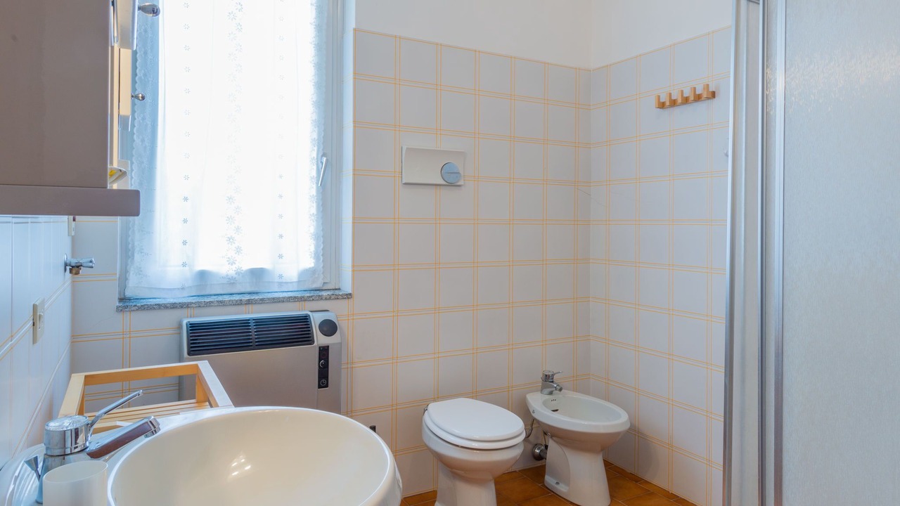 Photo of Bathroom in Perledo