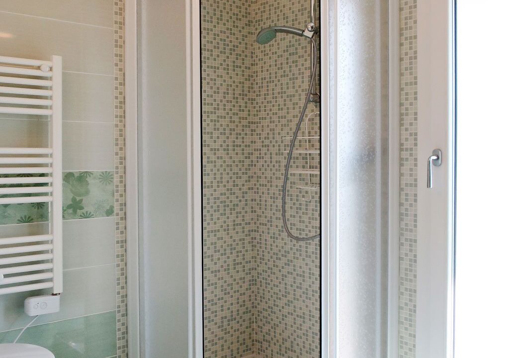 Photo of Bathroom in Corrido