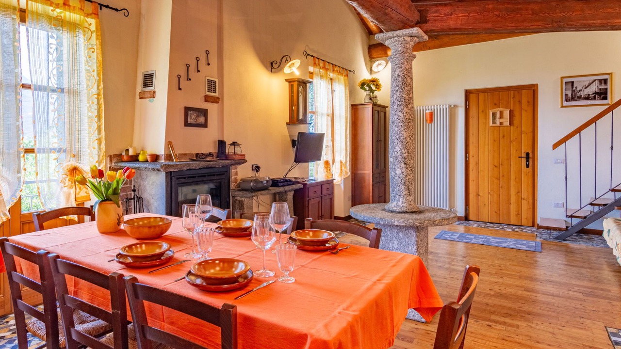 Photo of Bedroom in Pianello del Lario