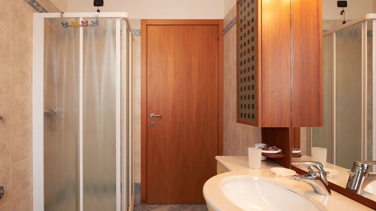 Photo of Bathroom in Colico Piano