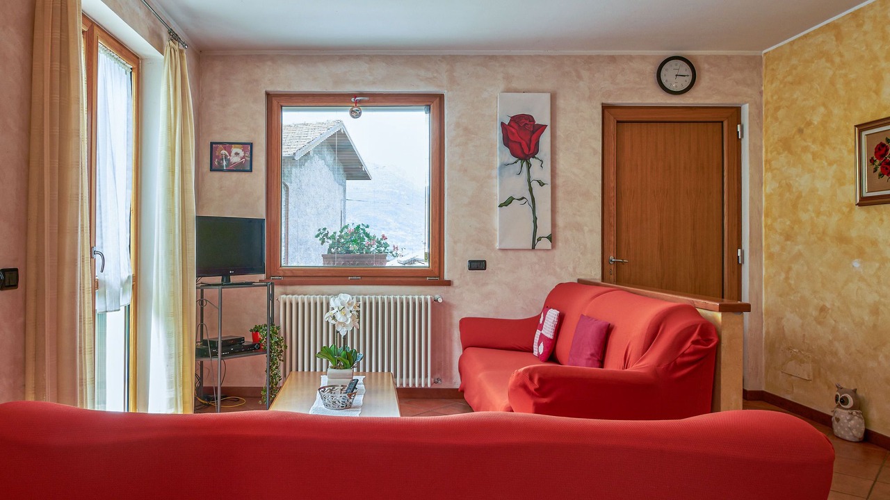 Photo of Livingroom in Colico Piano