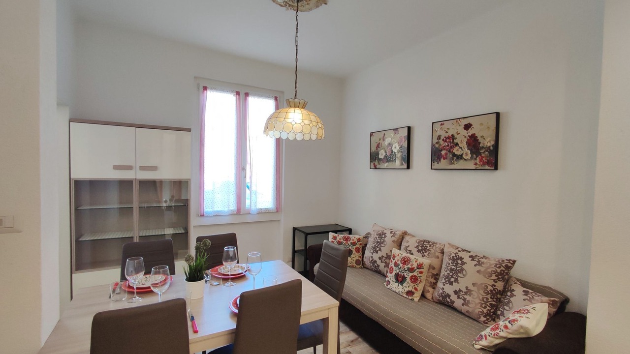 Photo of Livingroom in Dongo