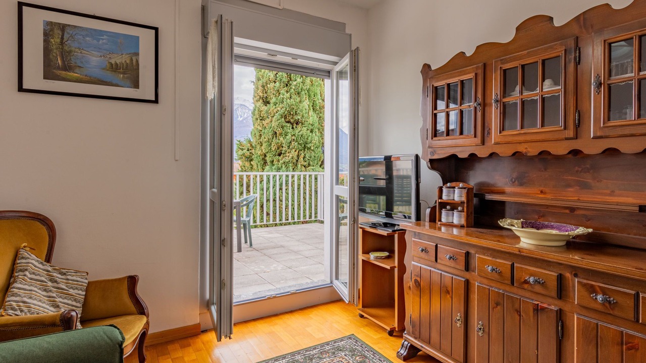 Photo of Livingroom in Dongo