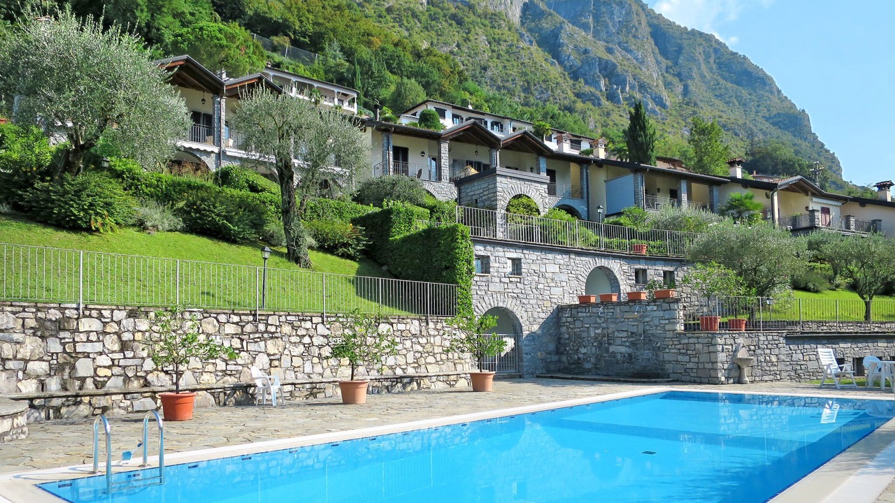Photo of Others in Cressogno