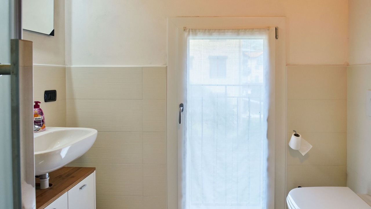 Photo of Bathroom in Dervio
