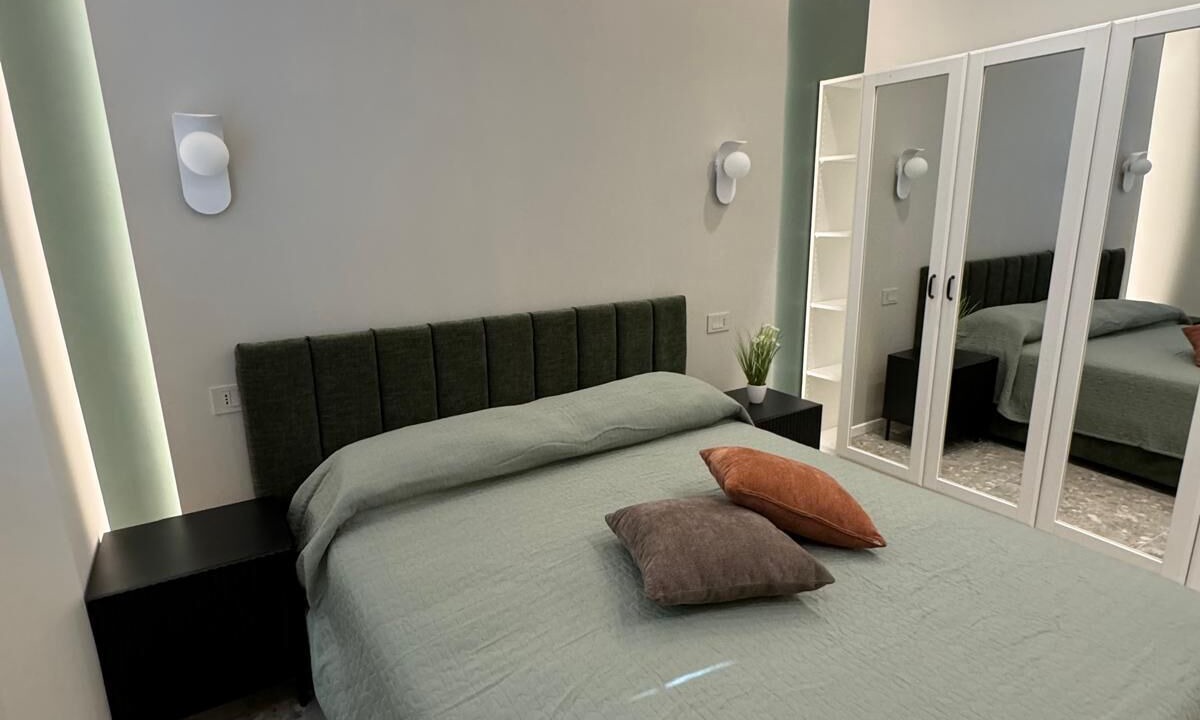 Photo of Bedroom in Sale Marasino