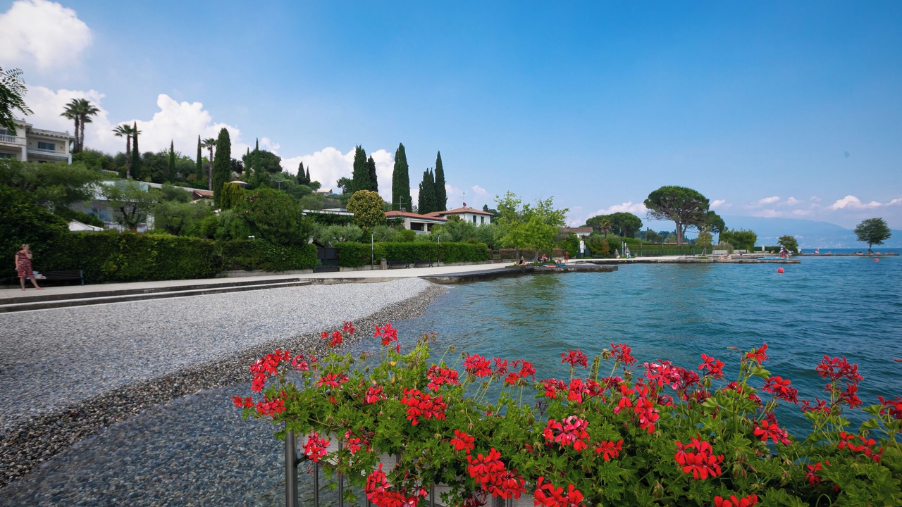 Photo of Bedroom in San Felice del Benaco