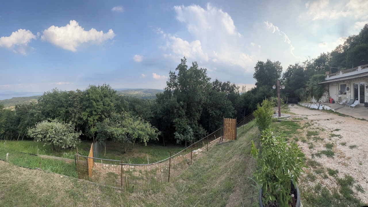Photo of Outdoor in Roe Volciano