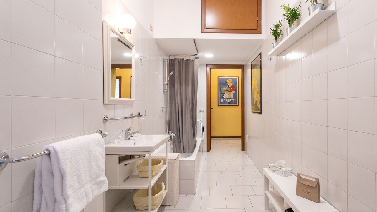 Photo of Bathroom in Villapizzone