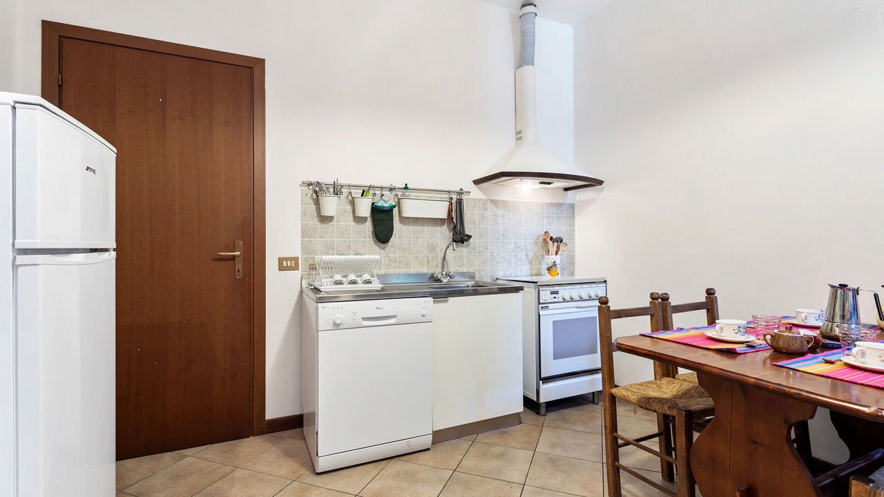 Photo of Bedroom in Claino Con Osteno