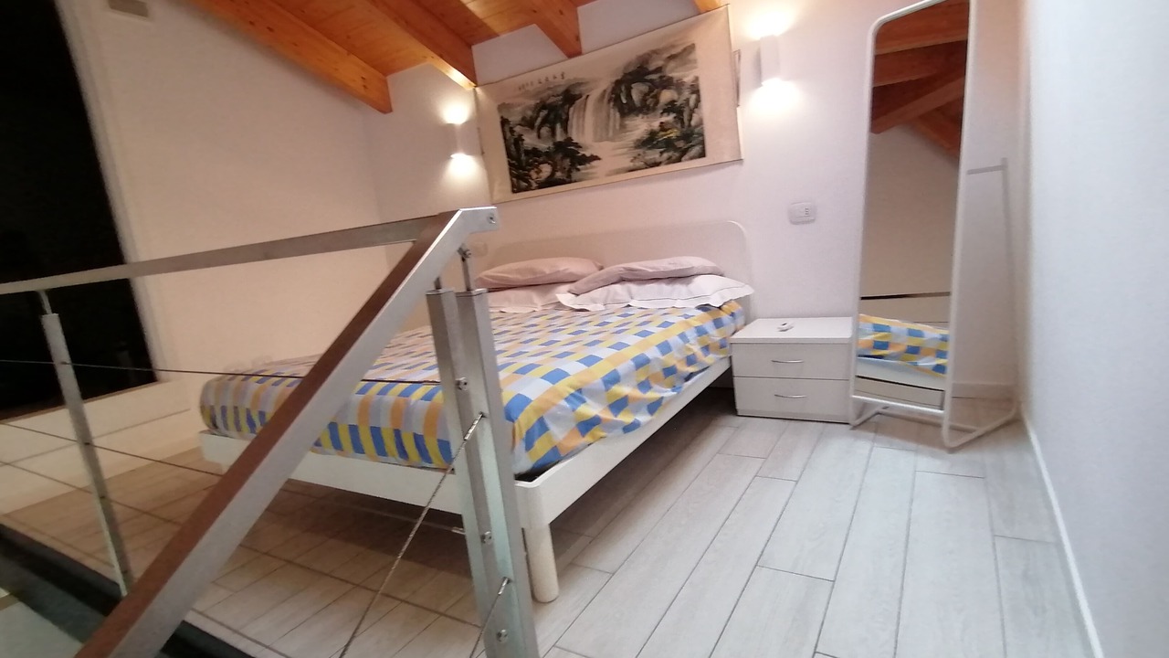 Photo of Bedroom in Mandello del Lario
