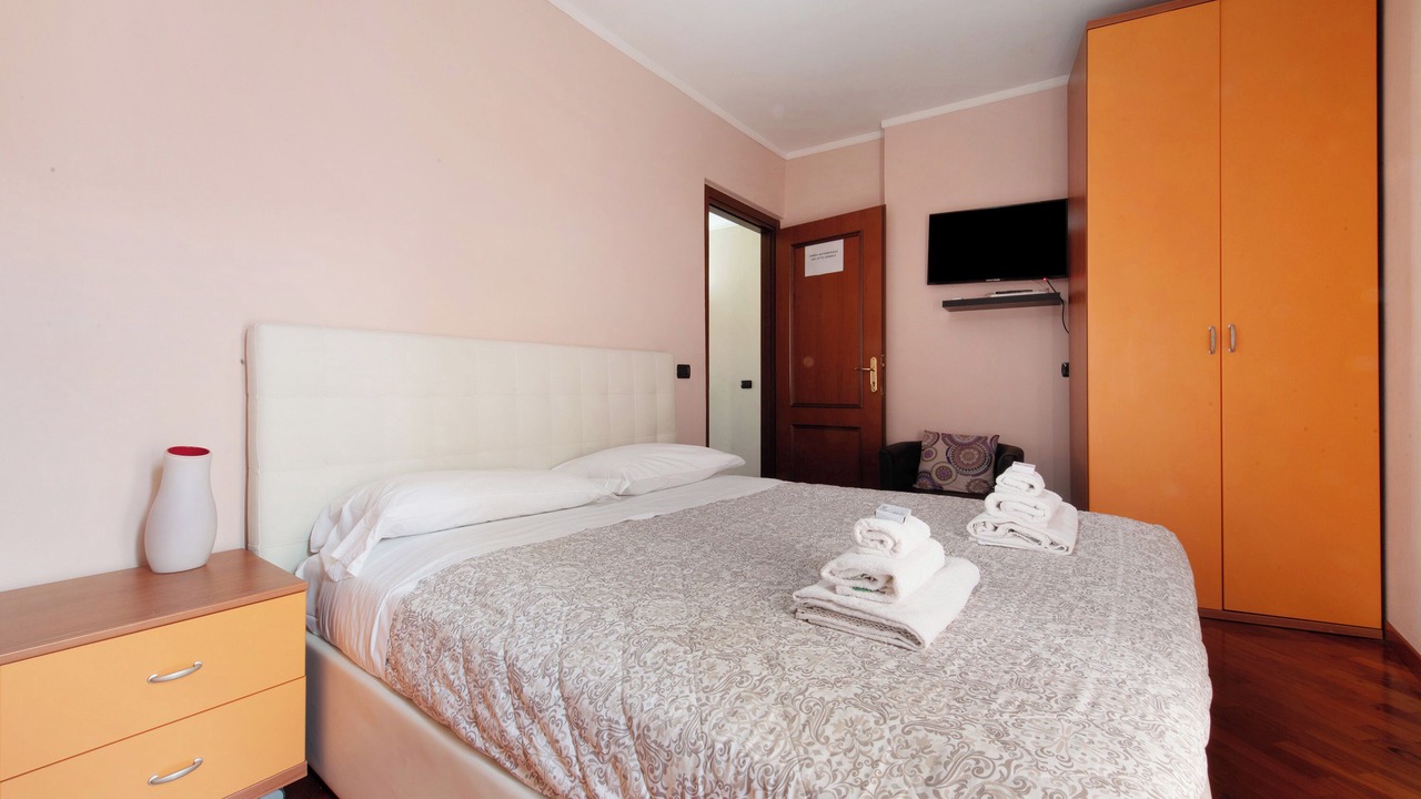 Photo of Bedroom in Lecco
