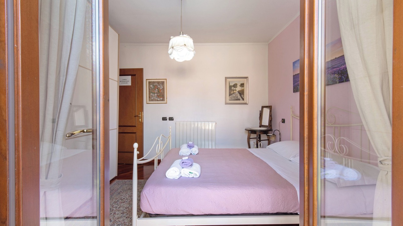 Photo of Bedroom in Lecco