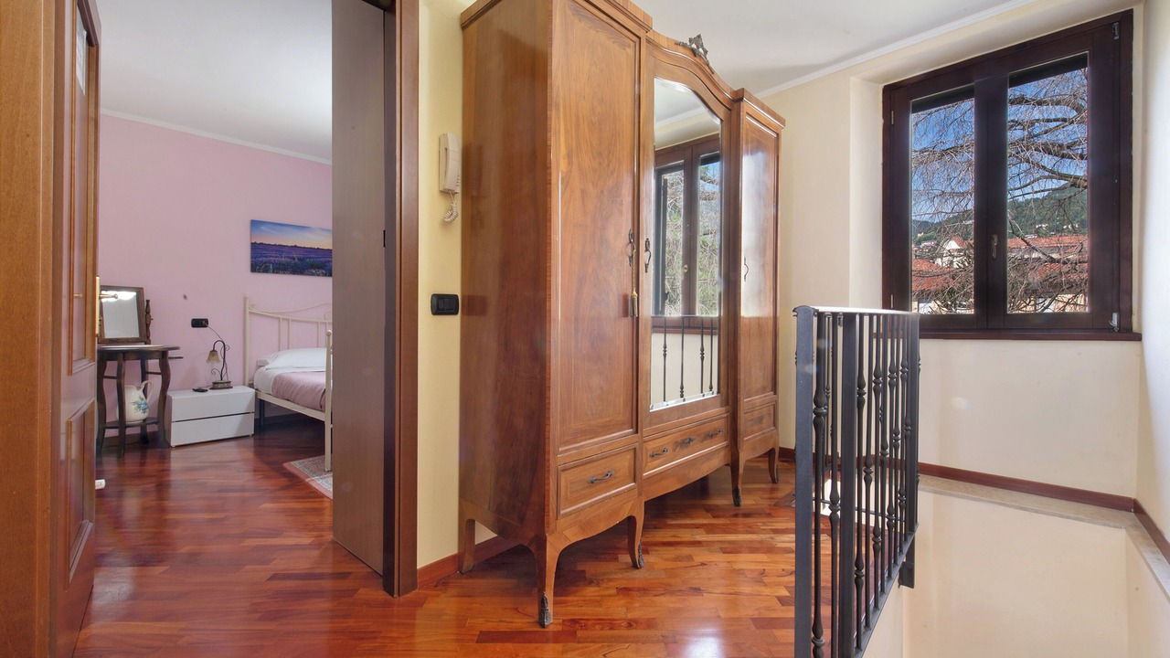 Photo of Bedroom in Lecco