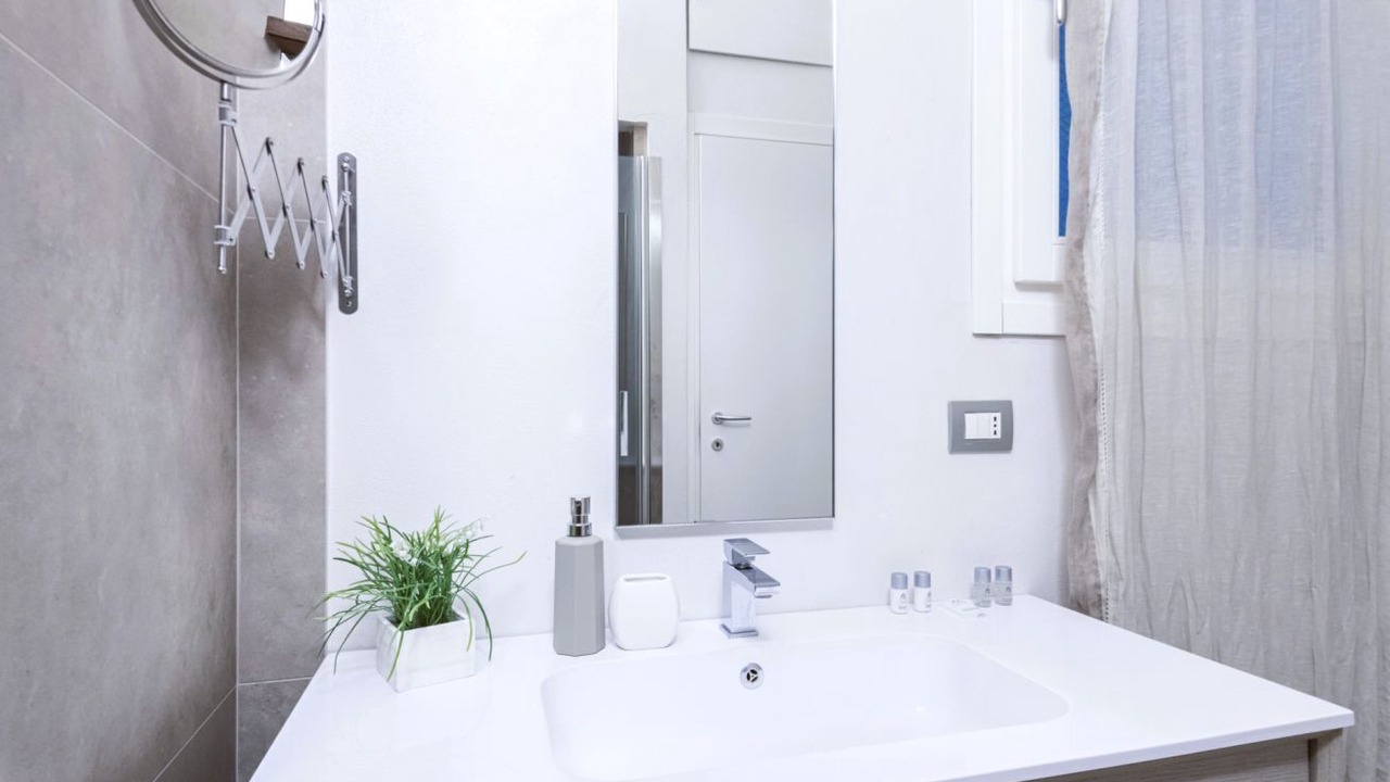 Photo of Bathroom in Washington