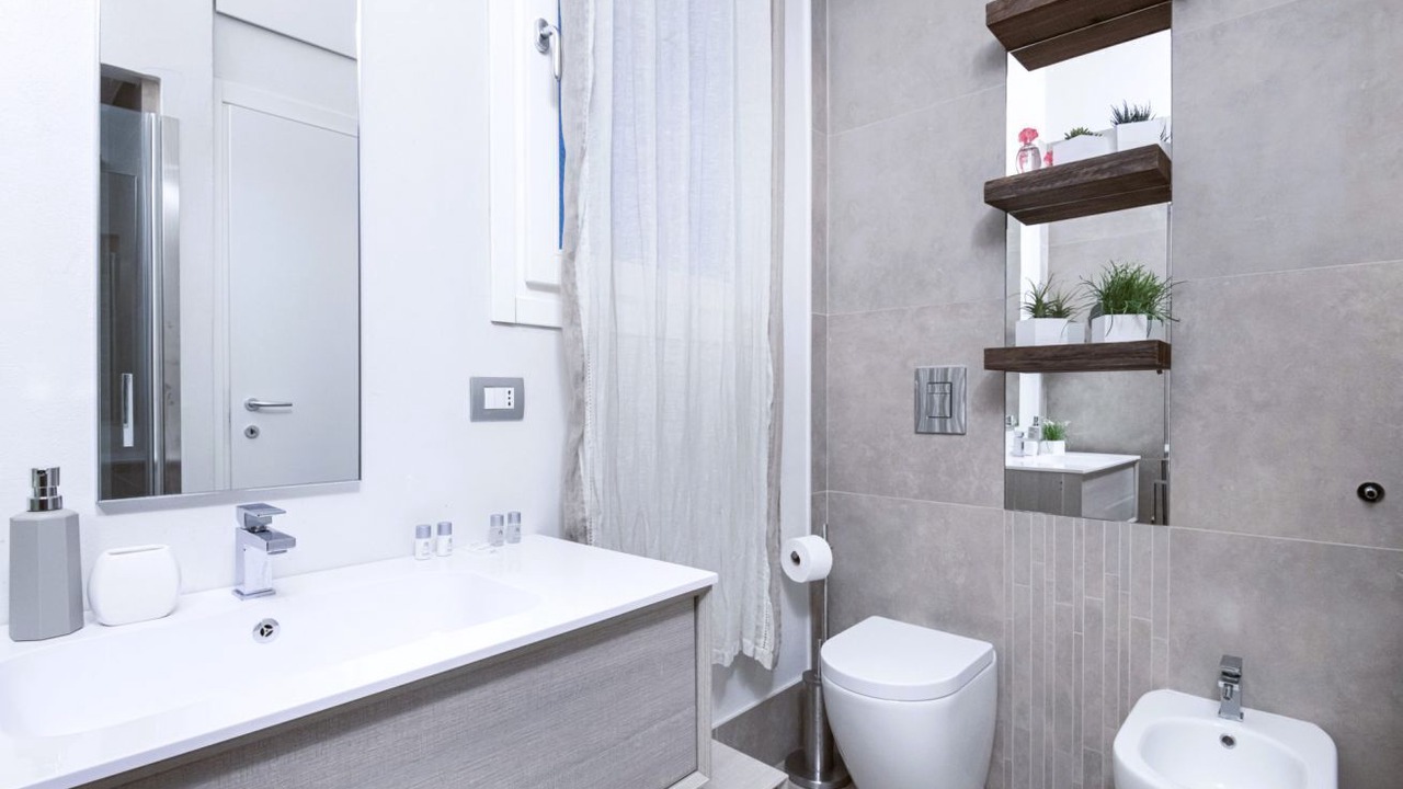 Photo of Bathroom in Washington