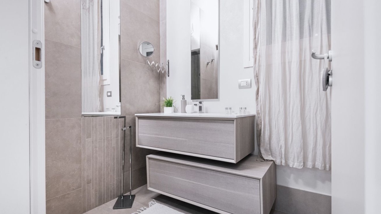 Photo of Bathroom in Washington
