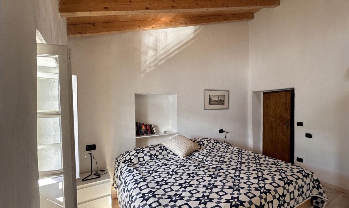 Photo of Bedroom in Colonno