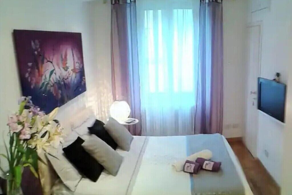 Photo of Bedroom in Chinatown