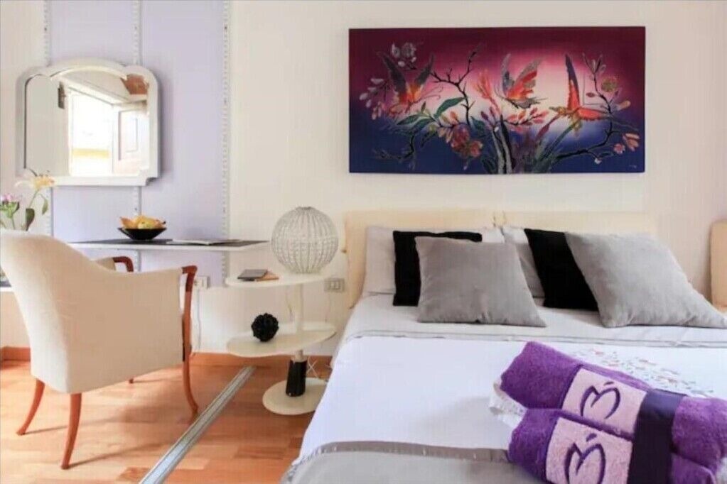 Photo of Bedroom in Chinatown