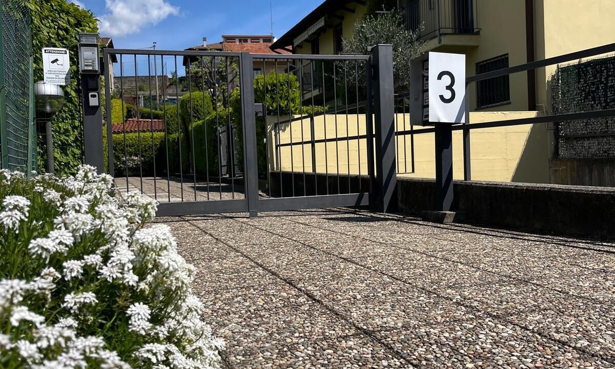 Photo of Outdoor in Erba