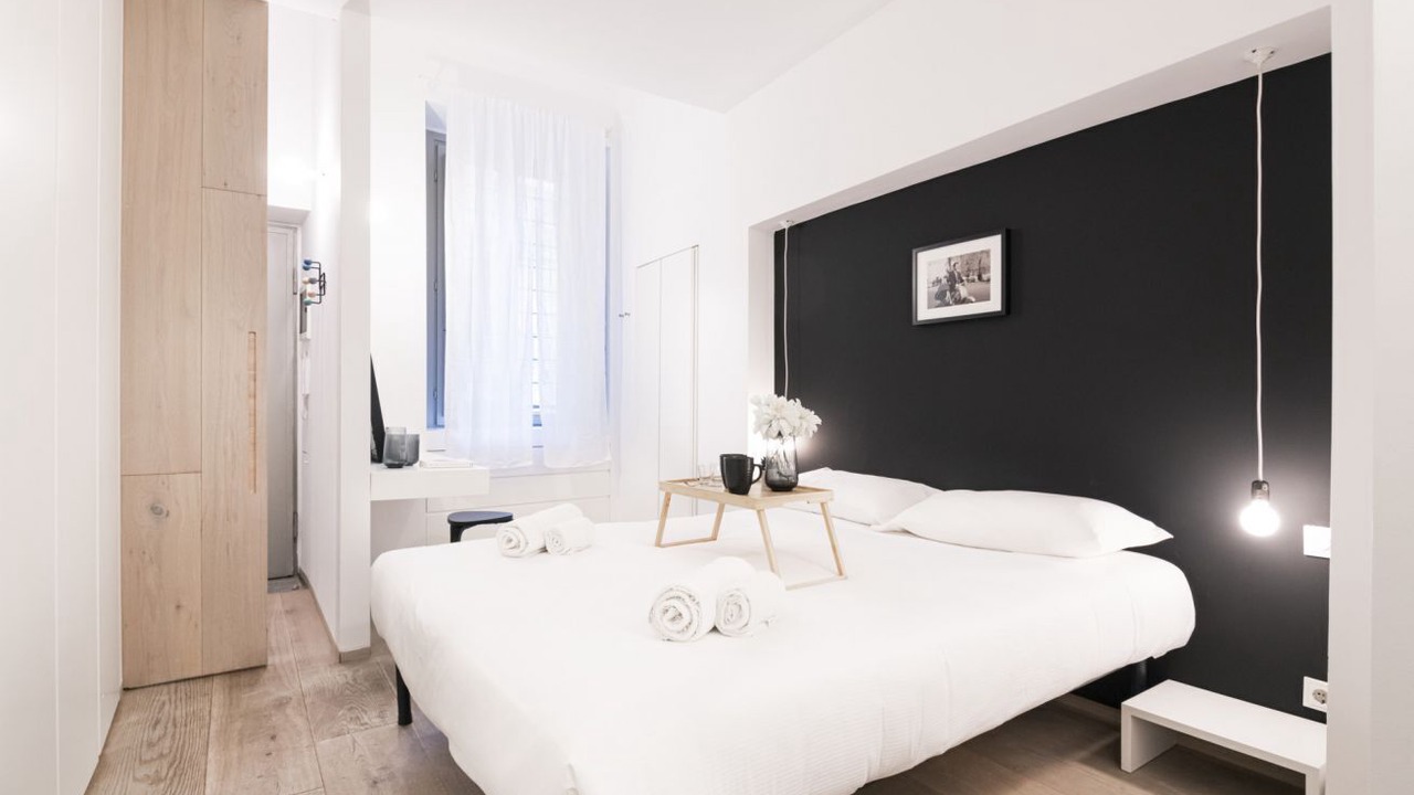 Photo of Bedroom in Milan Centre